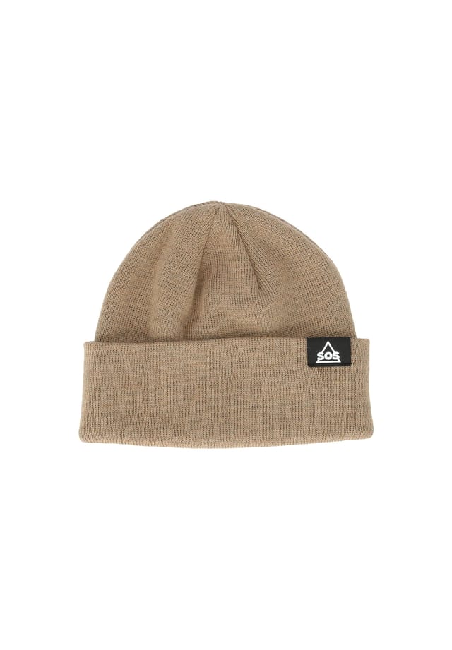 Вязаная шапка из переработанного полиэстера. Sos, цвет 1137 pine bark
Вязаная шапка из переработанного полиэстера. Sos, цвет 1137 pine bark