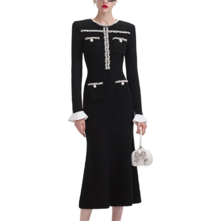 Платье миди вязаное с декоративной отделкой Self-portrait, черный
Платье миди вязаное с декоративной отделкой Self-portrait, черный