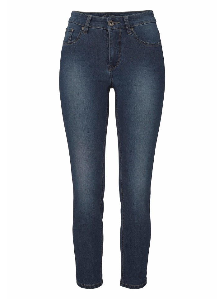 Джинсы 7/8 темно-синего цвета ARIZONA
Джинсы 7/8 темно-синего цвета ARIZONA