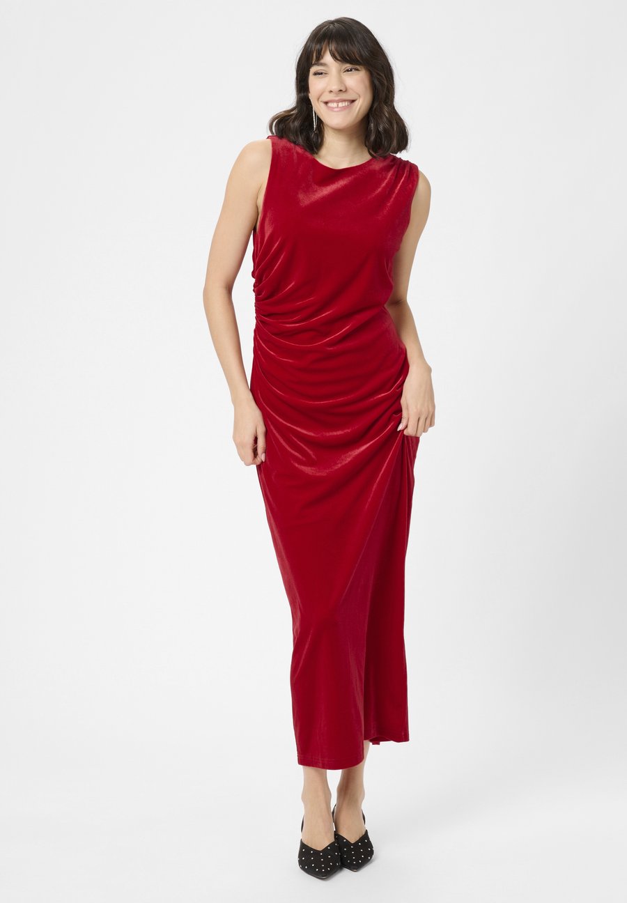 Платье Kaffe KAKELLY LONG DRESS, Haute Red/Red
Платье Kaffe KAKELLY LONG DRESS, Haute Red/Red
