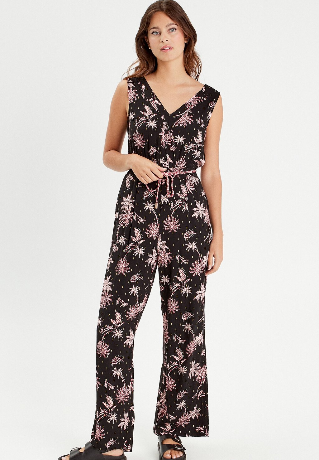 Комбинезон Cache Cache, черный
Комбинезон Cache Cache, черный