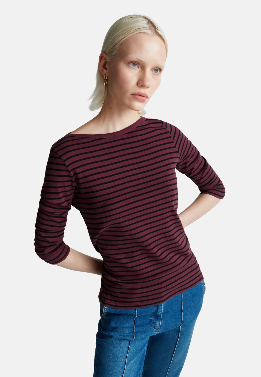 Топ United Colors of Benetton Long sleeved top, Violet/Dark Red
Топ United Colors of Benetton Long sleeved top, Violet/Dark Red