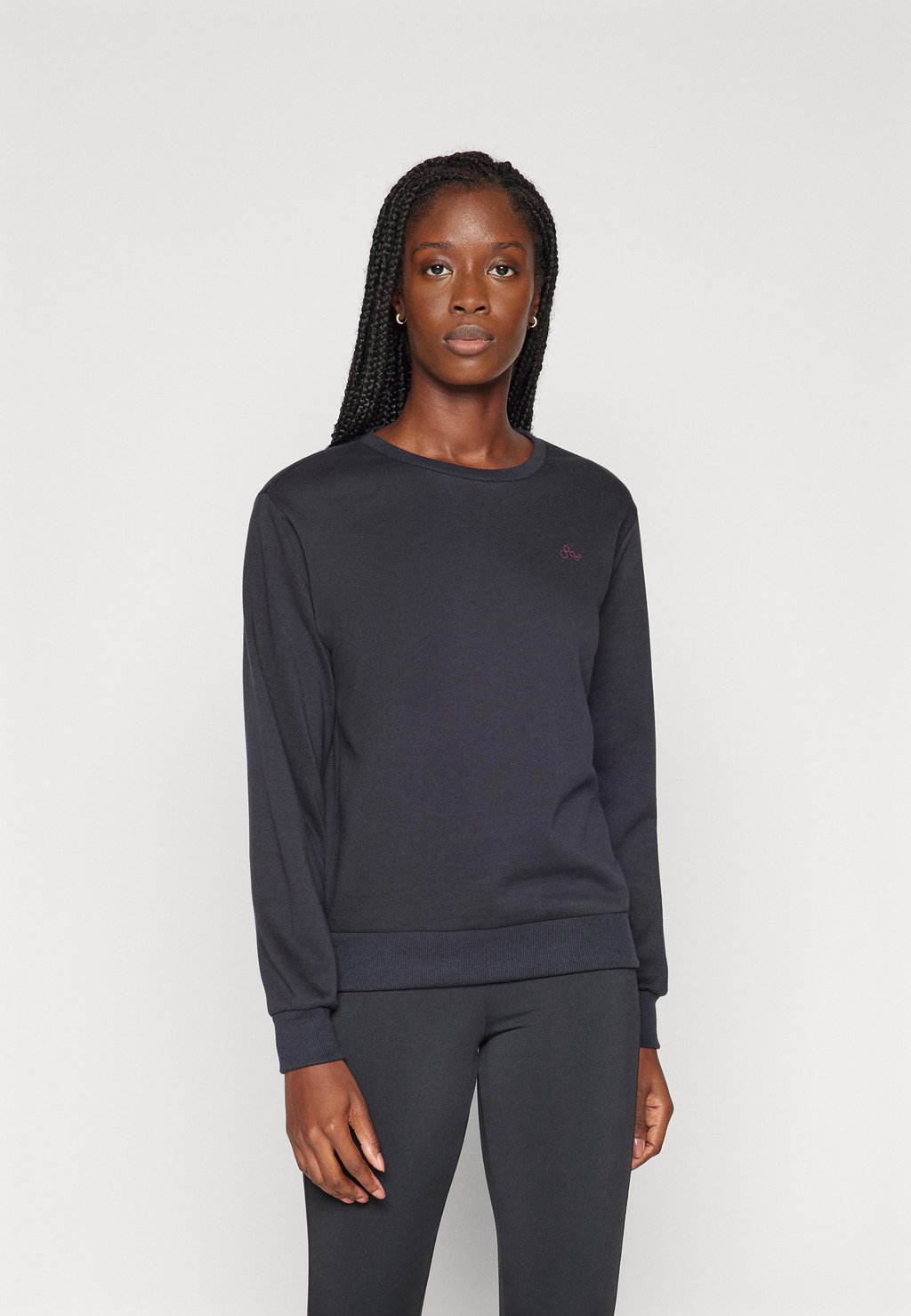 Толстовка ONPFONT ONLY Play, фуксия
Толстовка ONPFONT ONLY Play, фуксия