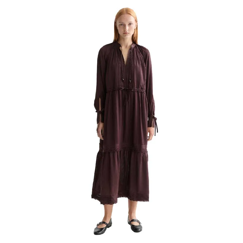 Платье Scotch & Soda Lace Details long sleeve long, фиолетовый
Платье Scotch & Soda Lace Details long sleeve long, фиолетовый