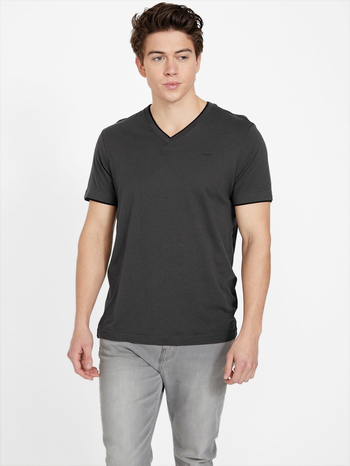 Футболка Armin с V-образным вырезом Guess Factory, цвет Voodoo Grey
Футболка Armin с V-образным вырезом Guess Factory, цвет Voodoo Grey