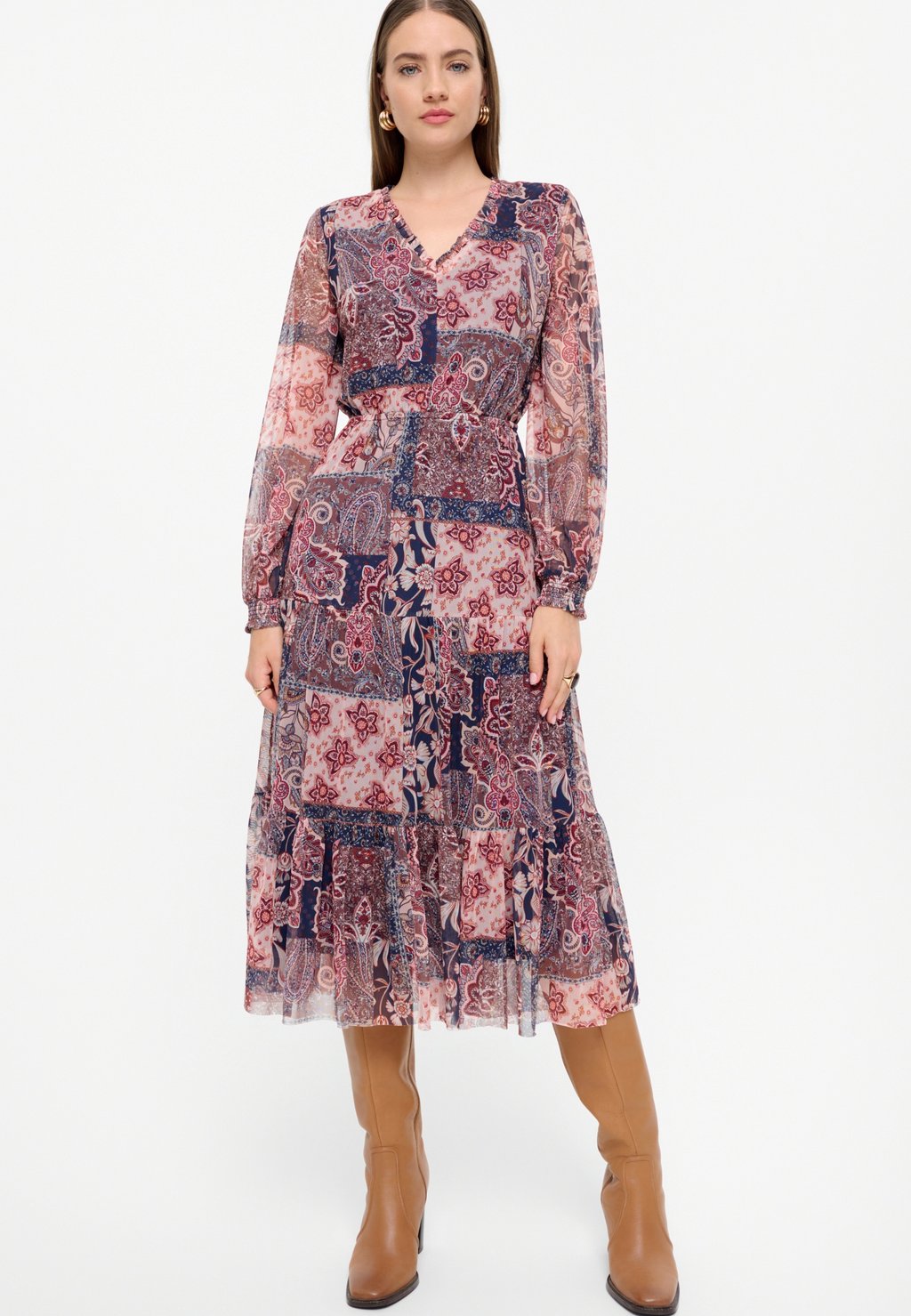 Повседневное платье Greenpoint, розовый
Повседневное платье Greenpoint, розовый