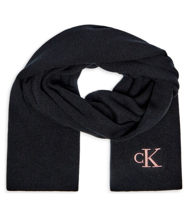 Шарф Calvin Klein Jeans с логотипом, черный
Шарф Calvin Klein Jeans с логотипом, черный