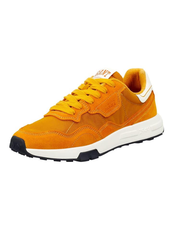 Золотые кроссовки GANT Footwear
Золотые кроссовки GANT Footwear
