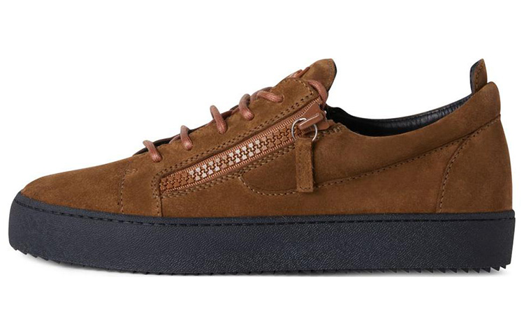 Футболка Frankie Low top Sneakers Giuseppe Zanotti
Футболка Frankie Low top Sneakers Giuseppe Zanotti