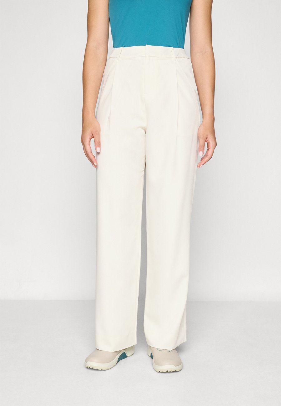 Брюки Malbon EMELIA PLEATED TROUSERS, Ivory/Off-White
Брюки Malbon EMELIA PLEATED TROUSERS, Ivory/Off-White
