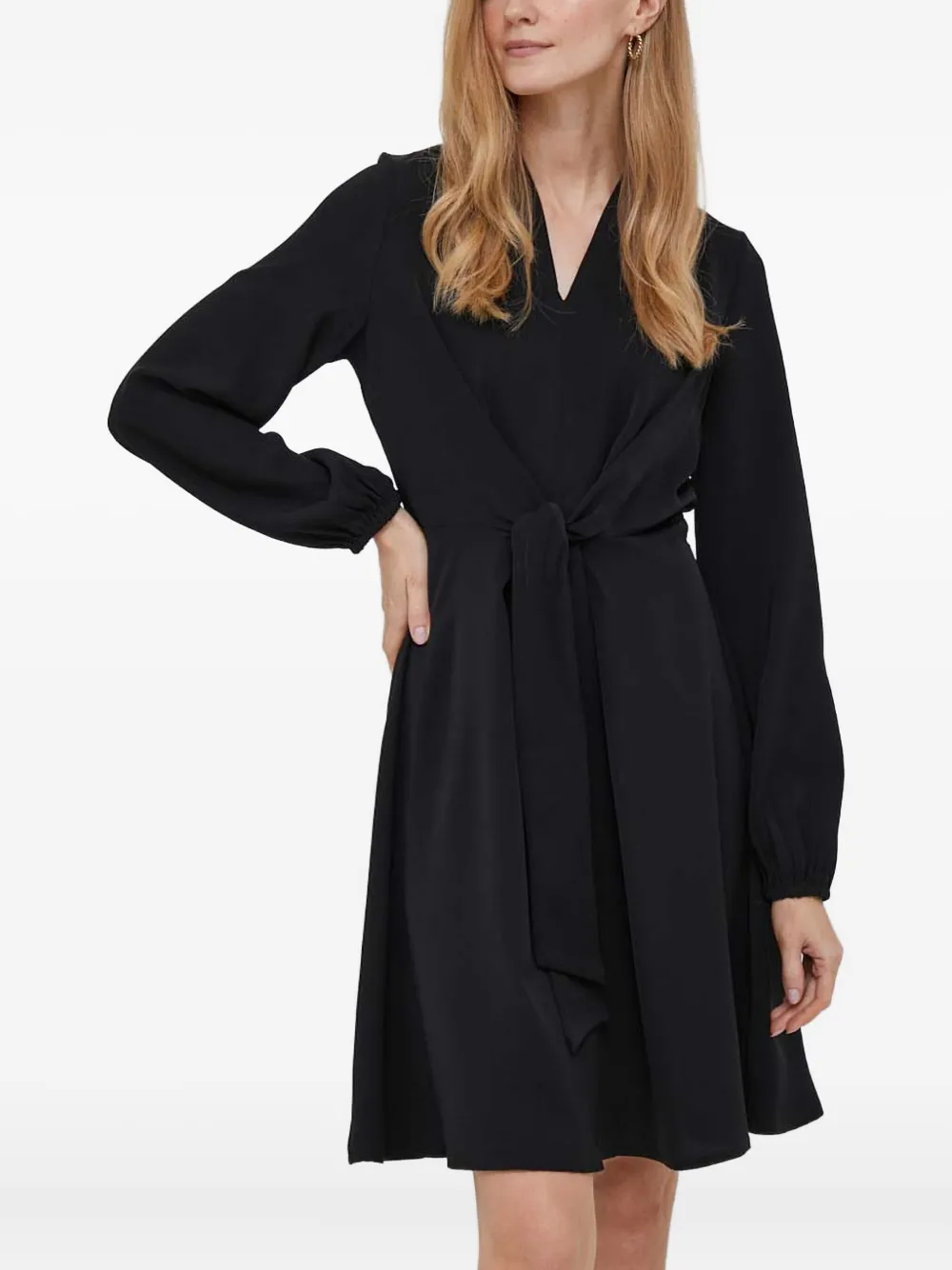 Платье с длинными рукавами и завязками Dkny, черный
Платье с длинными рукавами и завязками Dkny, черный