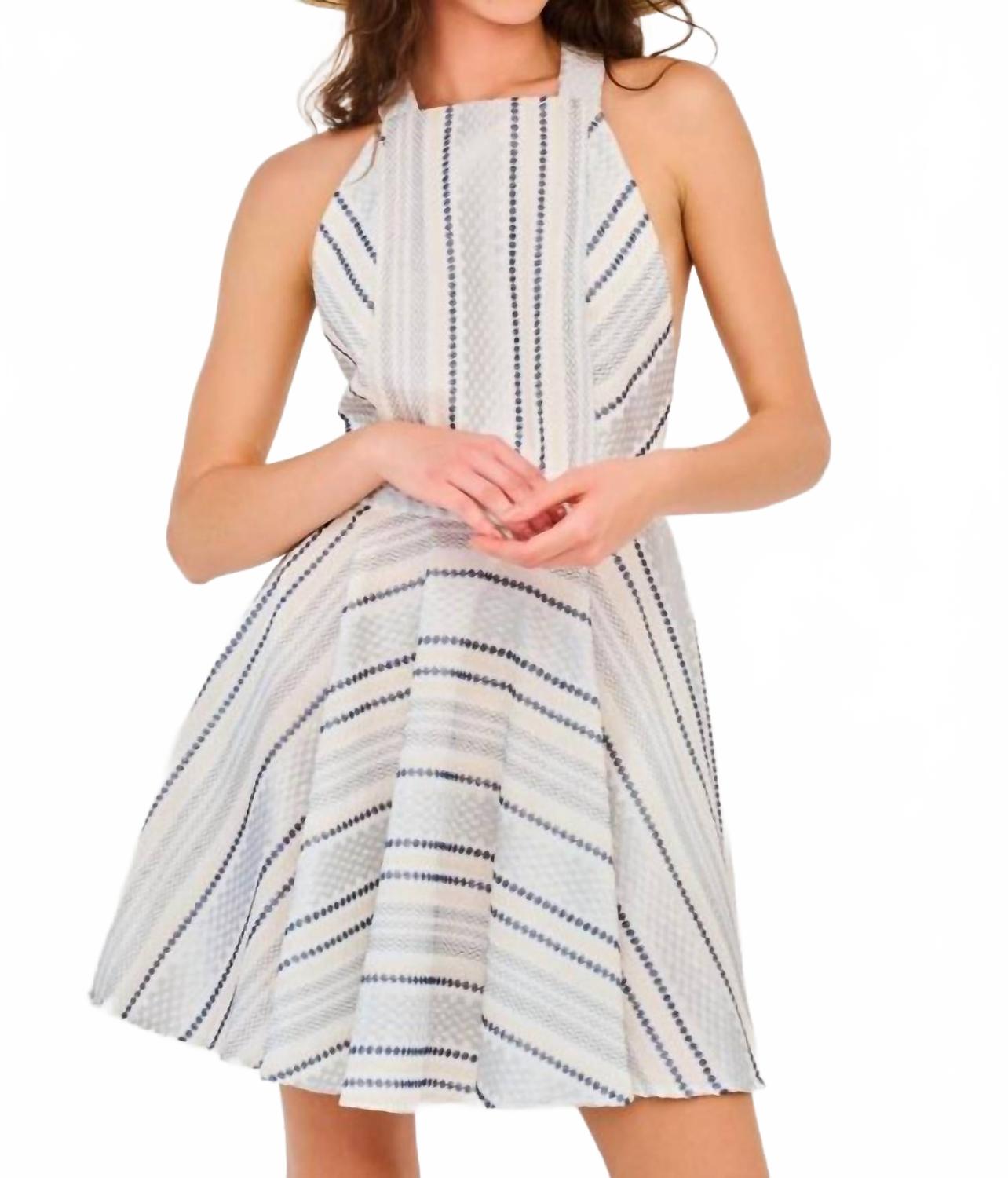 Мини-платье Rylai в белом цвете Lebel Fashion Group
Мини-платье Rylai в белом цвете Lebel Fashion Group