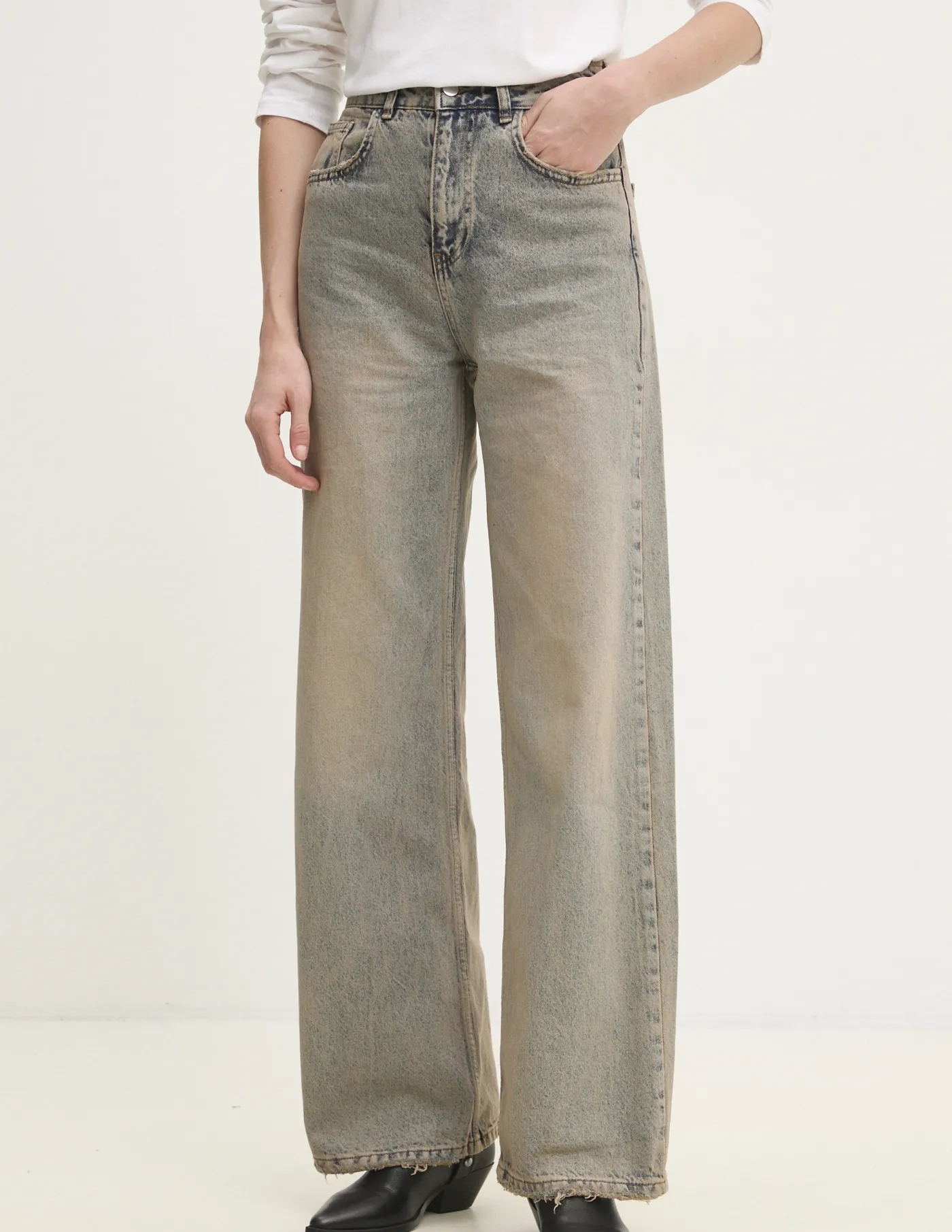 Джинсы Answear Lab, синий
Джинсы Answear Lab, синий