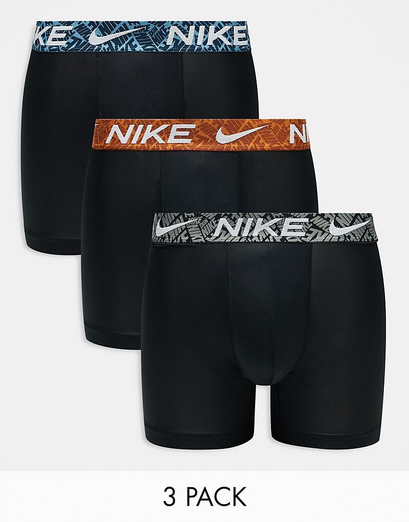 Комплект из трех трусов-боксеров из микрофибры Nike Essential с цветными поясами серого, синего и коричневого цветов
Комплект из трех трусов-боксеров из микрофибры Nike Essential с цветными поясами серого, синего и коричневого цветов