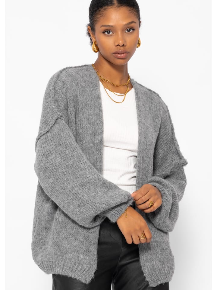 Кардиган SASSYCLASSY Cardigan mit Außennähten, серый
Кардиган SASSYCLASSY Cardigan mit Außennähten, серый