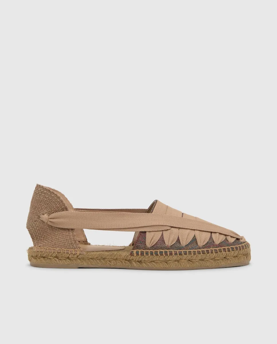 Мужские эспадрильи с тиснением Norman из культовой жаккардовой ткани от ETRO Castañer, цвет Estampado
Мужские эспадрильи с тиснением Norman из культовой жаккардовой ткани от ETRO Castañer, цвет Estampado