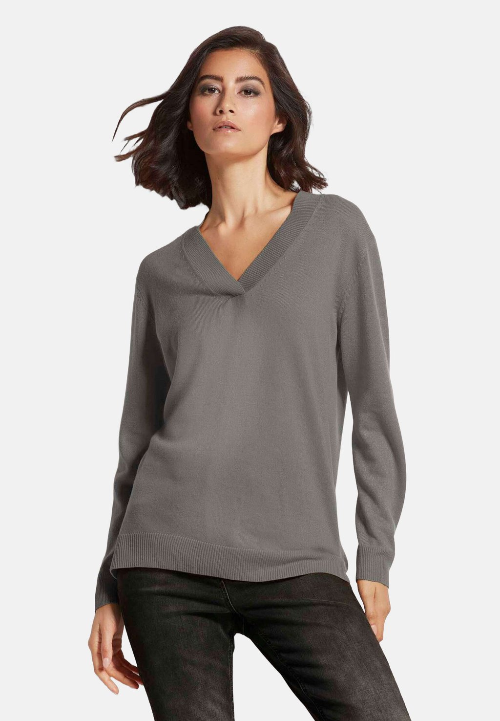 Джемпер MIT V-AUSSCHNITT MADELEINE, белый
Джемпер MIT V-AUSSCHNITT MADELEINE, белый