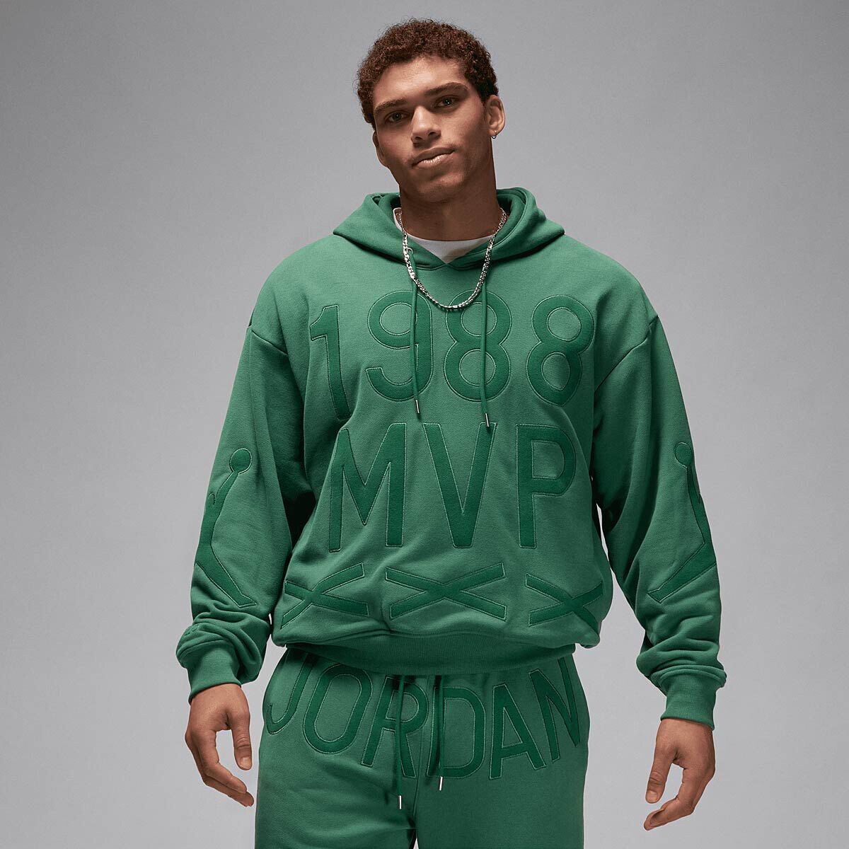 Толстовка Jordan Fleece X Nina Chanel Abney, цвет Green Stone 
Толстовка Jordan Fleece X Nina Chanel Abney, цвет Green Stone