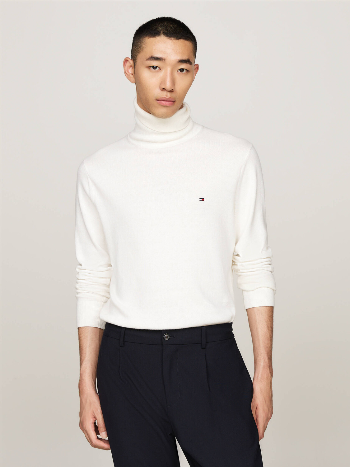 Свитер Tommy Hilfiger Regular Fit, экрю
Свитер Tommy Hilfiger Regular Fit, экрю
