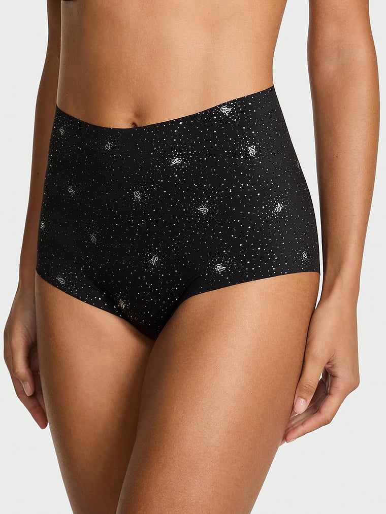 Современные трусики-слипы No-Show No-Show, foil print black shimmer logos
Современные трусики-слипы No-Show No-Show, foil print black shimmer logos