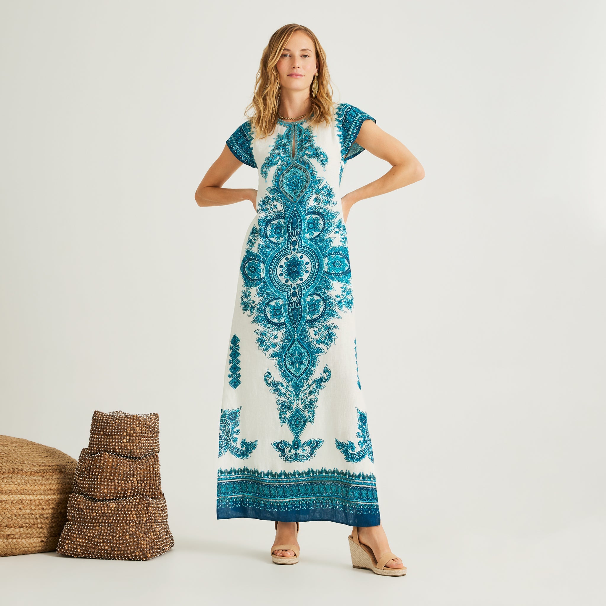 Медальонное платье Calypso St Barth, белый
Медальонное платье Calypso St Barth, белый