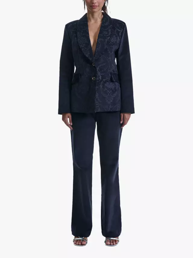 Блейзер James Lakeland Baroque Corduroy, темно-синий
Блейзер James Lakeland Baroque Corduroy, темно-синий