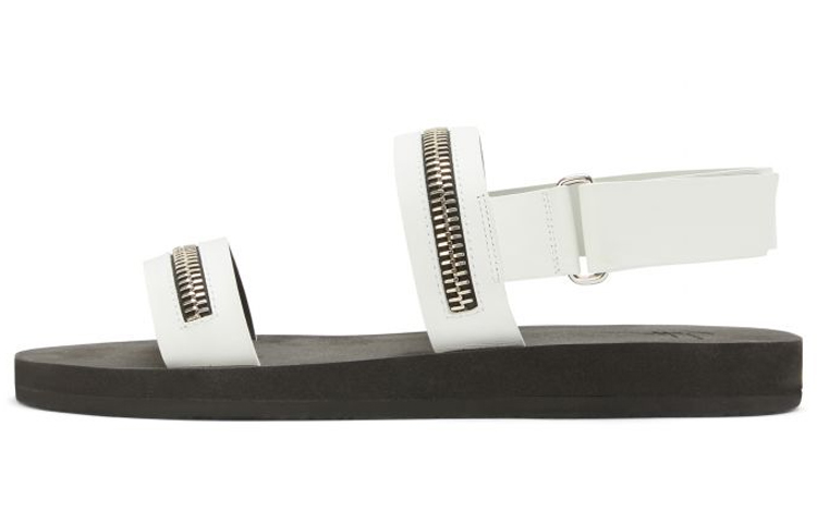 Сандалии Saiph Zip Giuseppe Zanotti, Original Shoe Box Included
Сандалии Saiph Zip Giuseppe Zanotti, Original Shoe Box Included