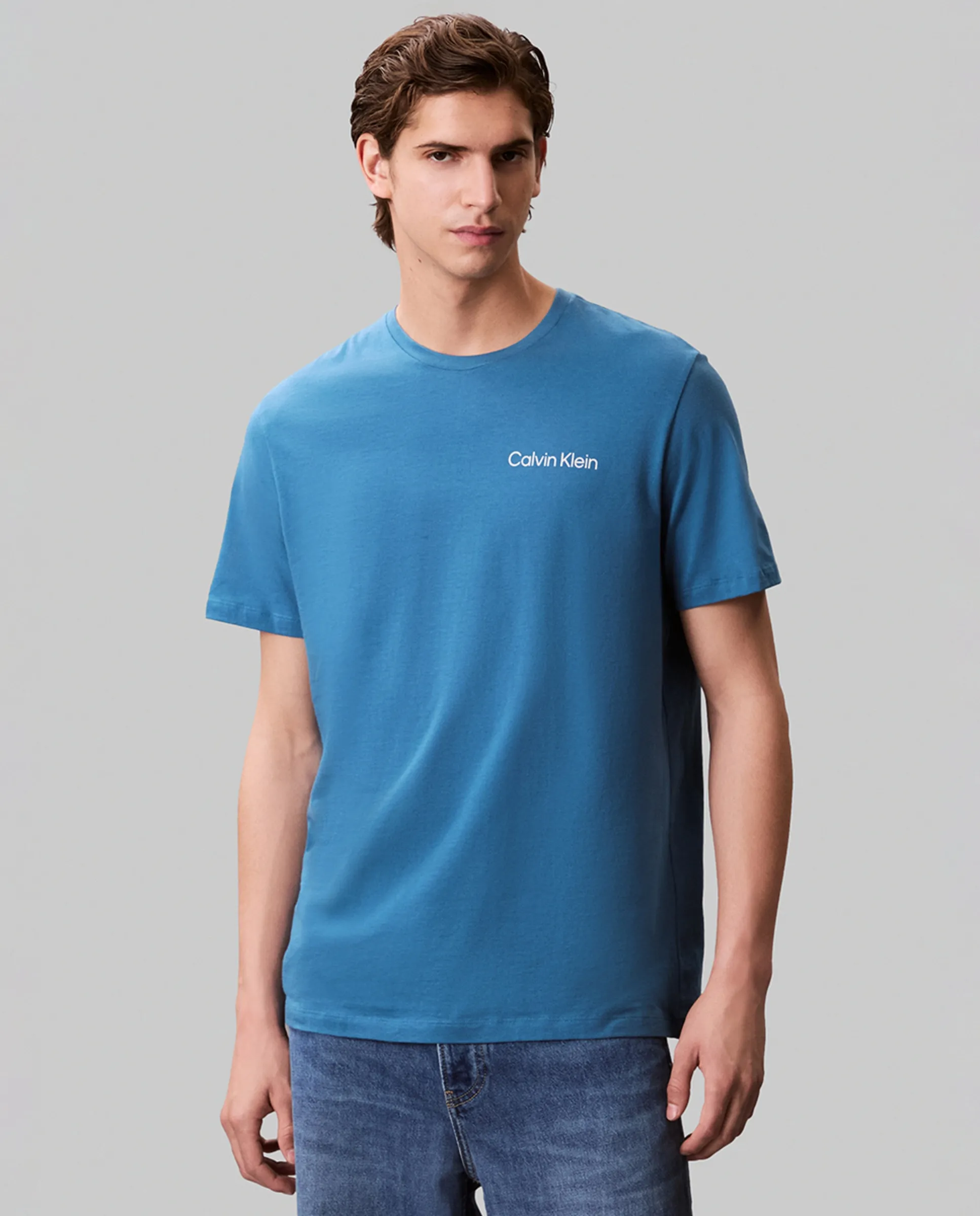 Мужская футболка с принтом на груди и спине Calvin Klein Jeans, синий
Мужская футболка с принтом на груди и спине Calvin Klein Jeans, синий