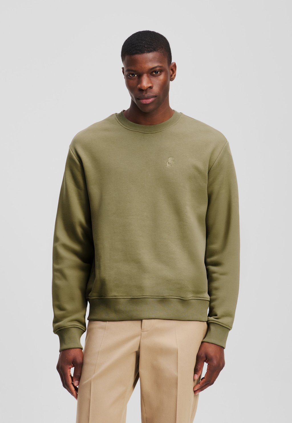 Толстовка KARL LAGERFELD, зеленый
Толстовка KARL LAGERFELD, зеленый