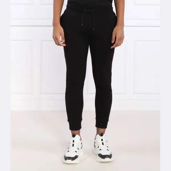 Спортивные брюки Aldwin стандартного кроя Guess, черный
Спортивные брюки Aldwin стандартного кроя Guess, черный