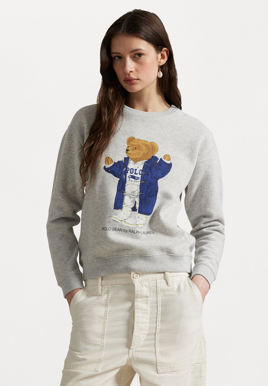 Толстовка Polo Ralph Lauren POLO BEAR FLEECE CREWNECK, Light Smoke Heather/Grey
Толстовка Polo Ralph Lauren POLO BEAR FLEECE CREWNECK, Light Smoke Heather/Grey