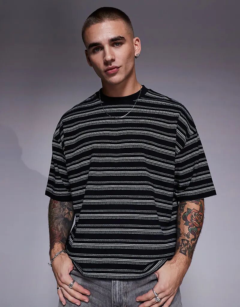 Футболка оверсайз из плотной ткани плотностью 230 г/м² с текстурой в черную полоску ASOS DESIGN
Футболка оверсайз из плотной ткани плотностью 230 г/м² с текстурой в черную полоску ASOS DESIGN