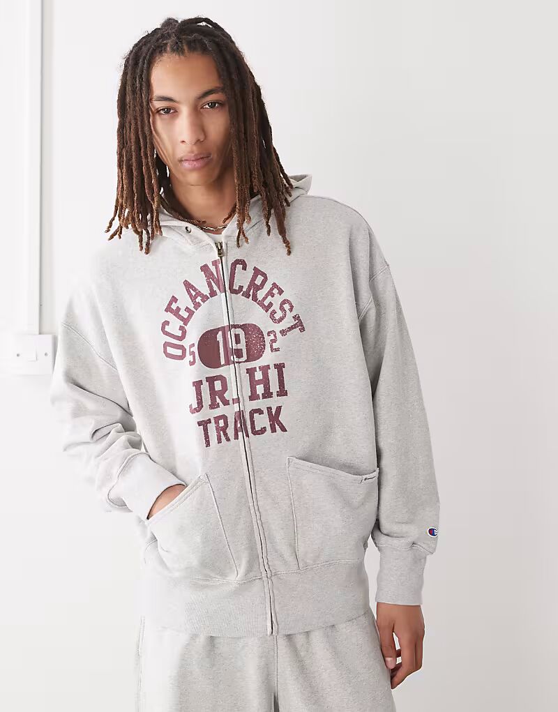 Толстовка с принтом на молнии серого цвета Champion
Толстовка с принтом на молнии серого цвета Champion