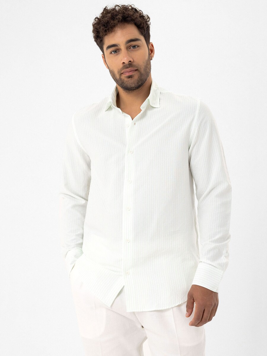 Рубашка на пуговицах классического кроя Dandalo, пастельно-зеленый
Рубашка на пуговицах классического кроя Dandalo, пастельно-зеленый