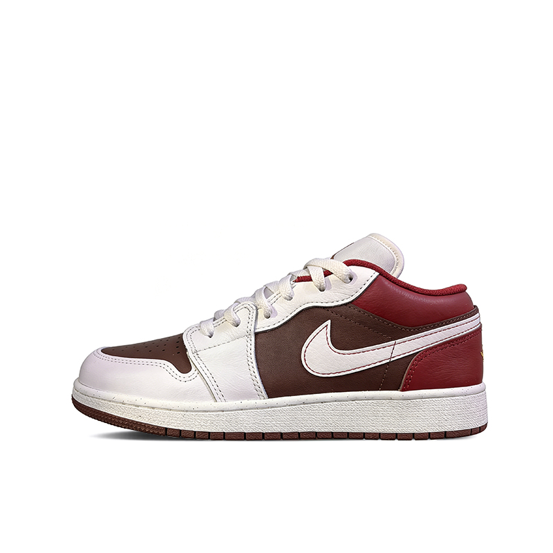 Jordan Детские баскетбольные кроссовки Air 1 Low top, цвет экрю
Jordan Детские баскетбольные кроссовки Air 1 Low top, цвет экрю