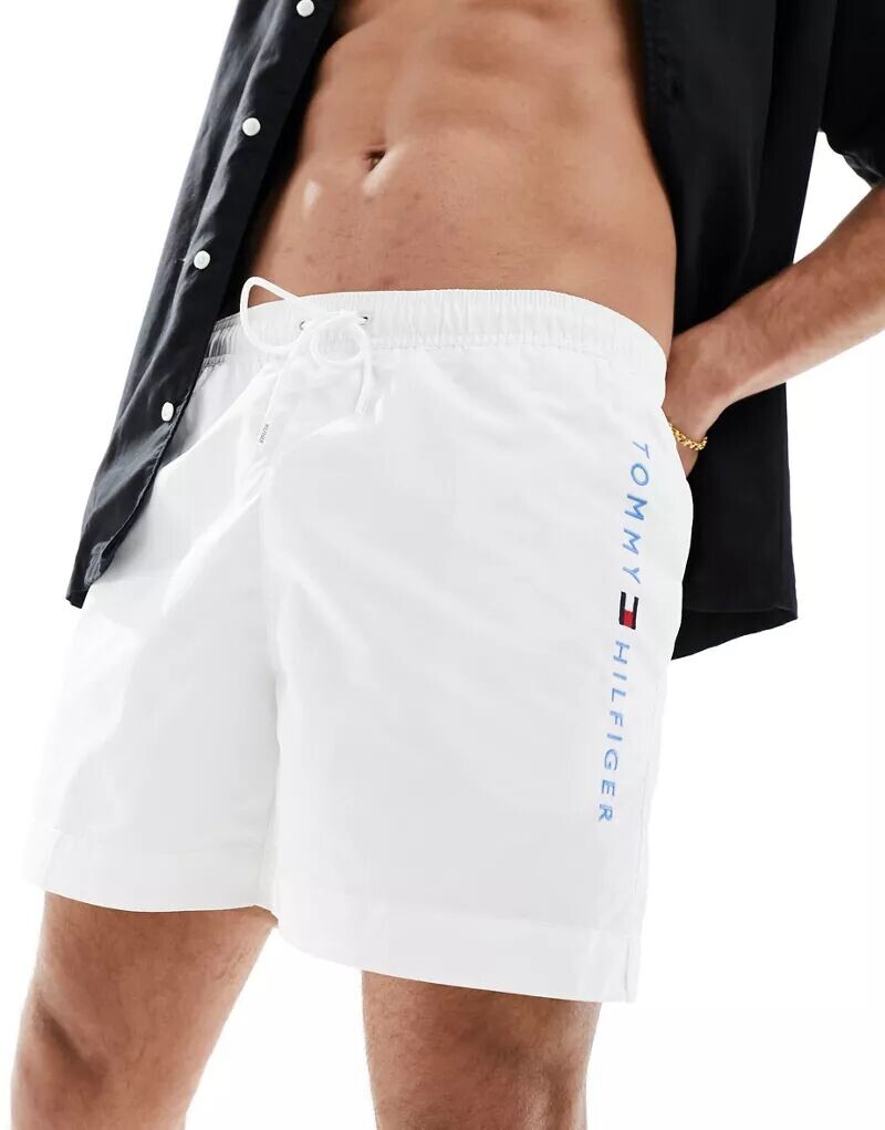 Белые шорты для плавания средней длины с кулиской Tommy Hilfiger Original, Коричневый, Белые шорты для плавания средней длины с кулиской Tommy Hilfiger Original
Белые шорты для плавания средней длины с кулиской Tommy Hilfiger Original, Коричневый, Белые шорты для плавания средней длины с кулиской Tommy Hilfiger Original