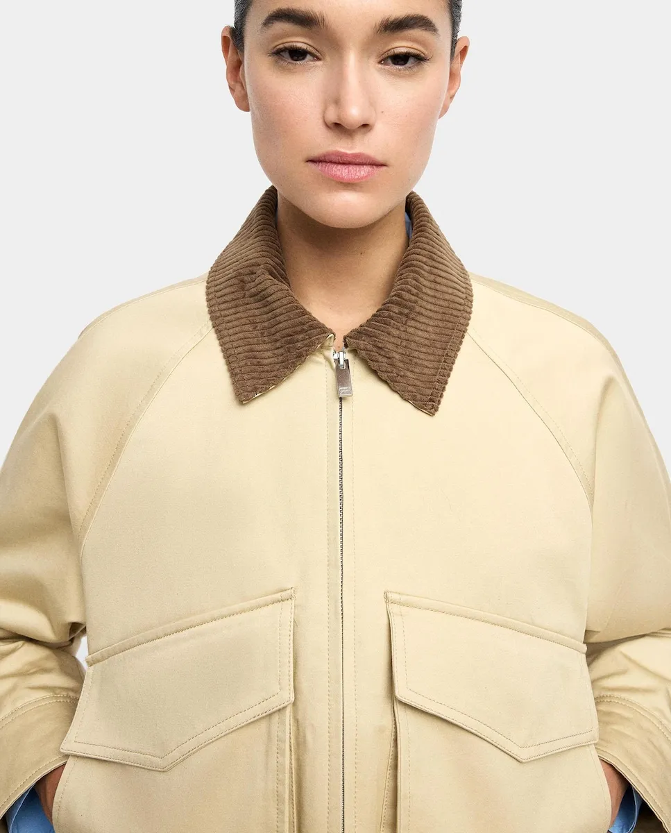 Женская куртка 100% хлопок с карманами и отворотами Parfois, бежевый
Женская куртка 100% хлопок с карманами и отворотами Parfois, бежевый