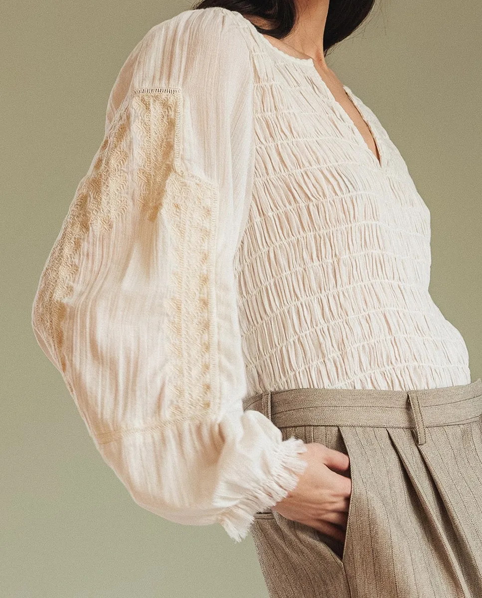 Блузка с длинным рукавом и V-образным вырезом Indi & Cold, белый
Блузка с длинным рукавом и V-образным вырезом Indi & Cold, белый