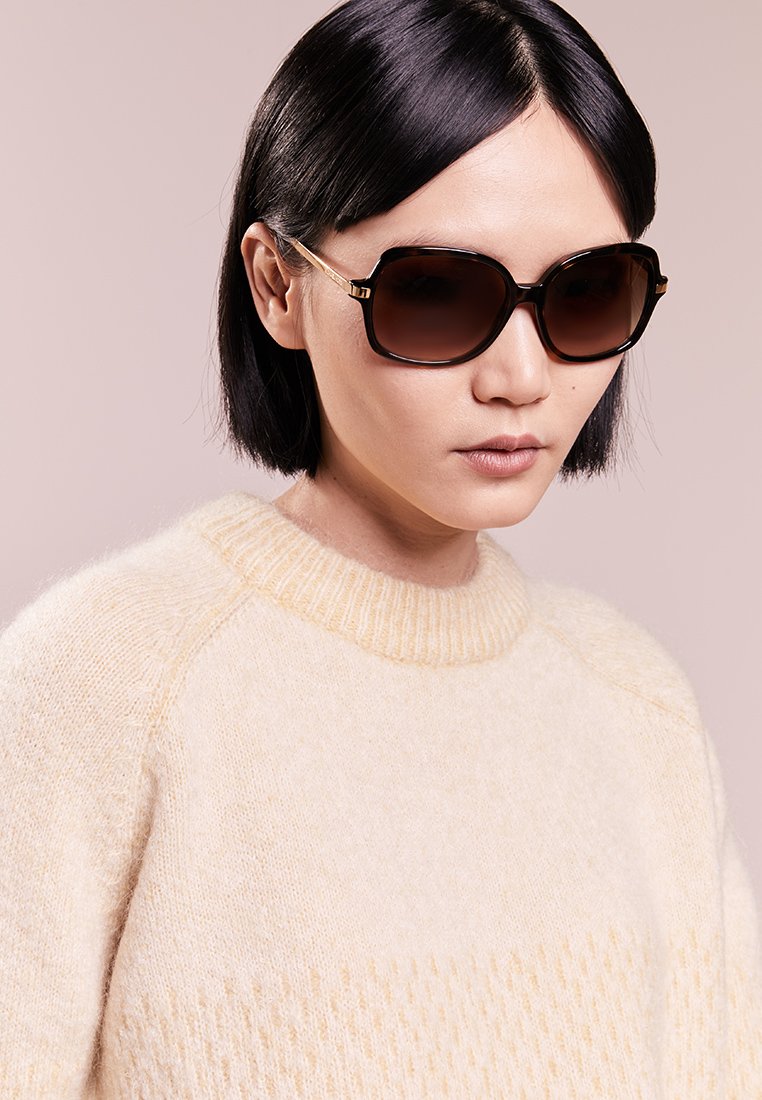 Солнцезащитные очки Michael Kors, коричневый 
Солнцезащитные очки Michael Kors, коричневый