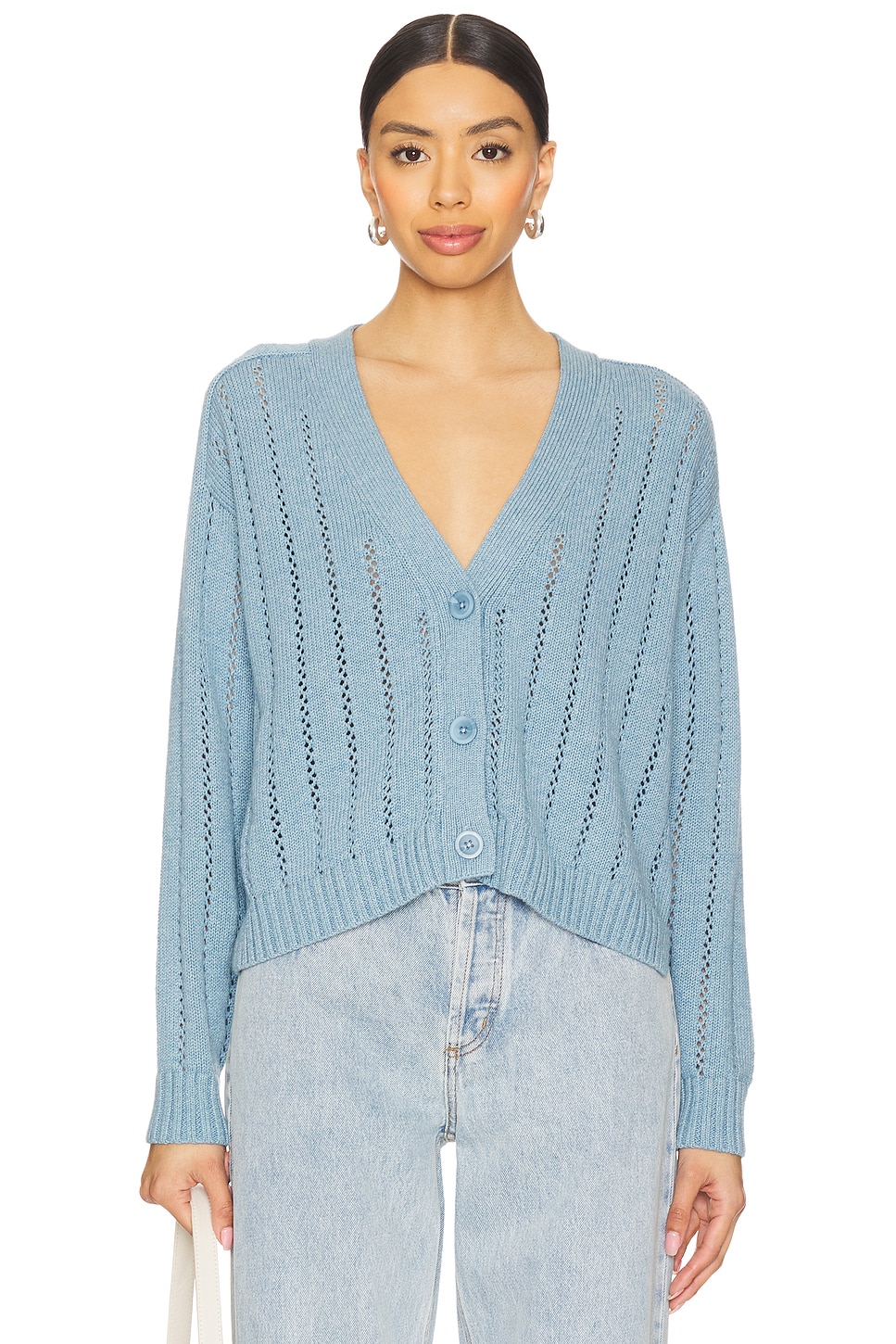 Короткий кардиган с V-образным вырезом и ажурной вязкой от Autumn Cashmere, stonewash
Короткий кардиган с V-образным вырезом и ажурной вязкой от Autumn Cashmere, stonewash
