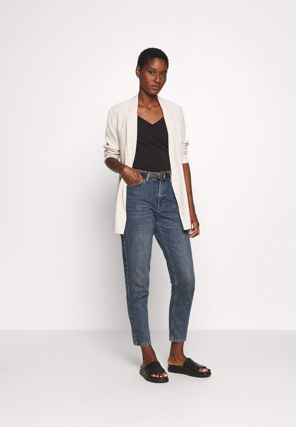 Топ Anna Field
Топ Anna Field