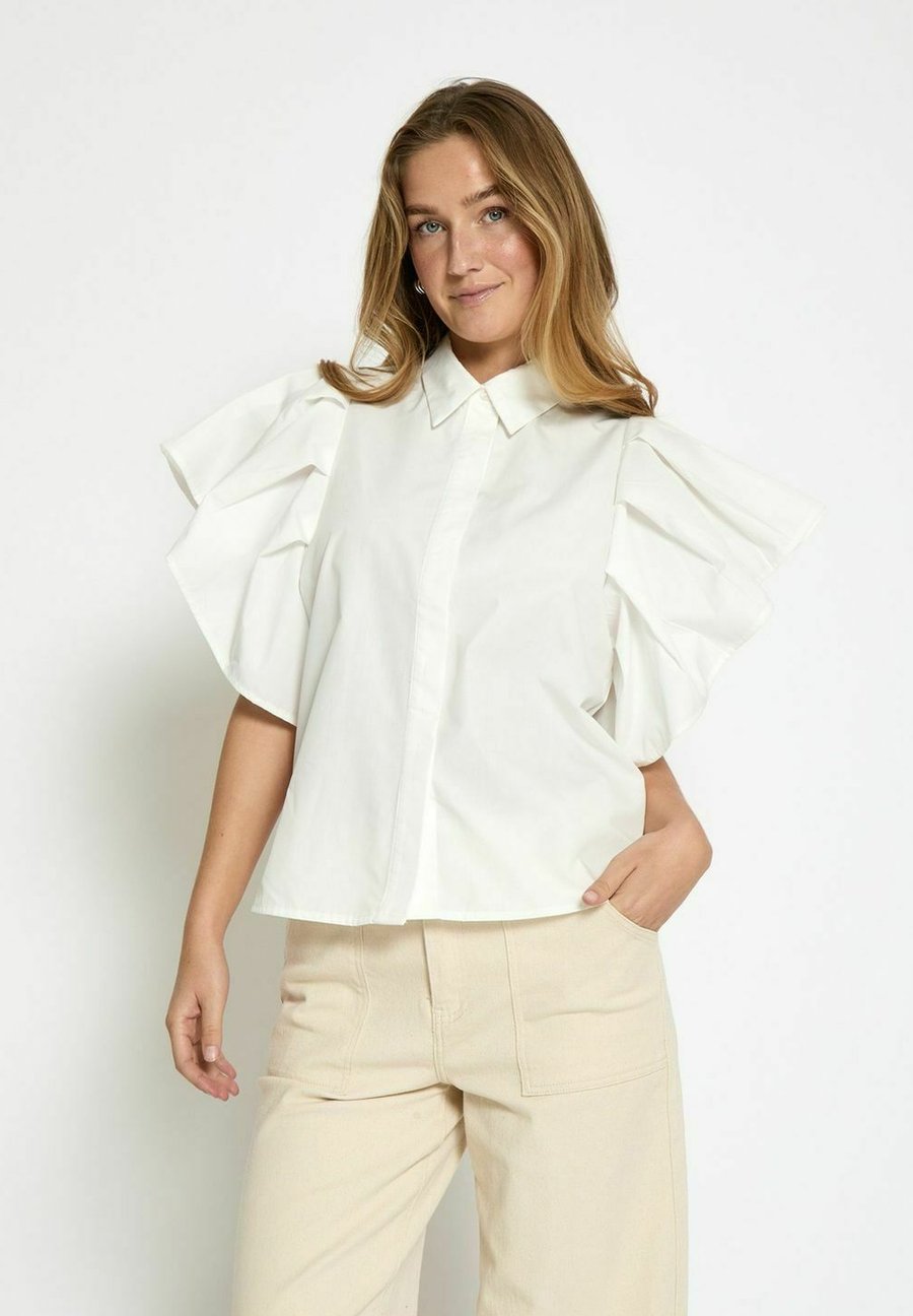 Блуза PEPPERCORN ILLIONA, Gardenia/White
Блуза PEPPERCORN ILLIONA, Gardenia/White