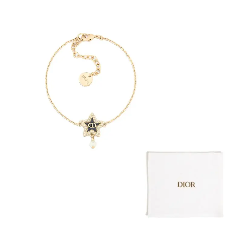 Женский браслет из жемчужин смолы золотистый DIOR
Женский браслет из жемчужин смолы золотистый DIOR