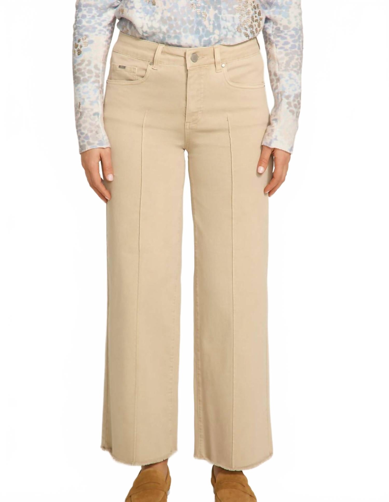 Оливия Уайд широкие джинсы в цвете сэндстоун FDJ, Sandstone
Оливия Уайд широкие джинсы в цвете сэндстоун FDJ, Sandstone