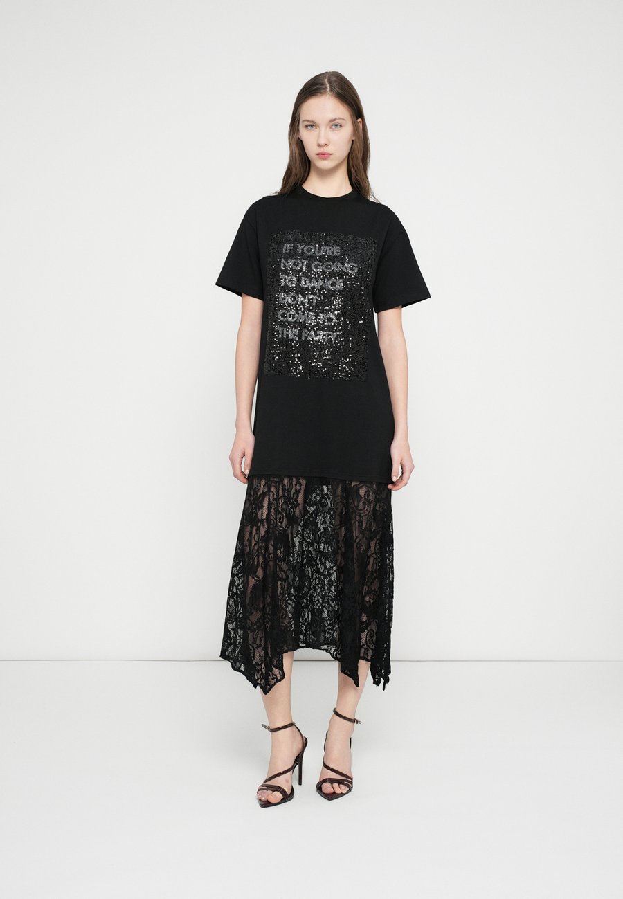 Платье Never Fully Dressed DANCE SEQUIN CARA DRESS, Black
Платье Never Fully Dressed DANCE SEQUIN CARA DRESS, Black