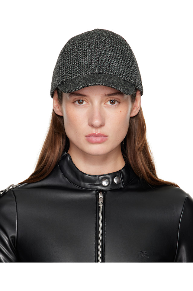 Шапка из серой икры Courrèges, Black/Heritage White
Шапка из серой икры Courrèges, Black/Heritage White