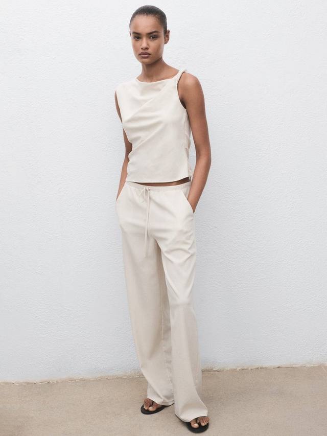 Топ без рукавов Riga Drape Mango, Natural White
Топ без рукавов Riga Drape Mango, Natural White