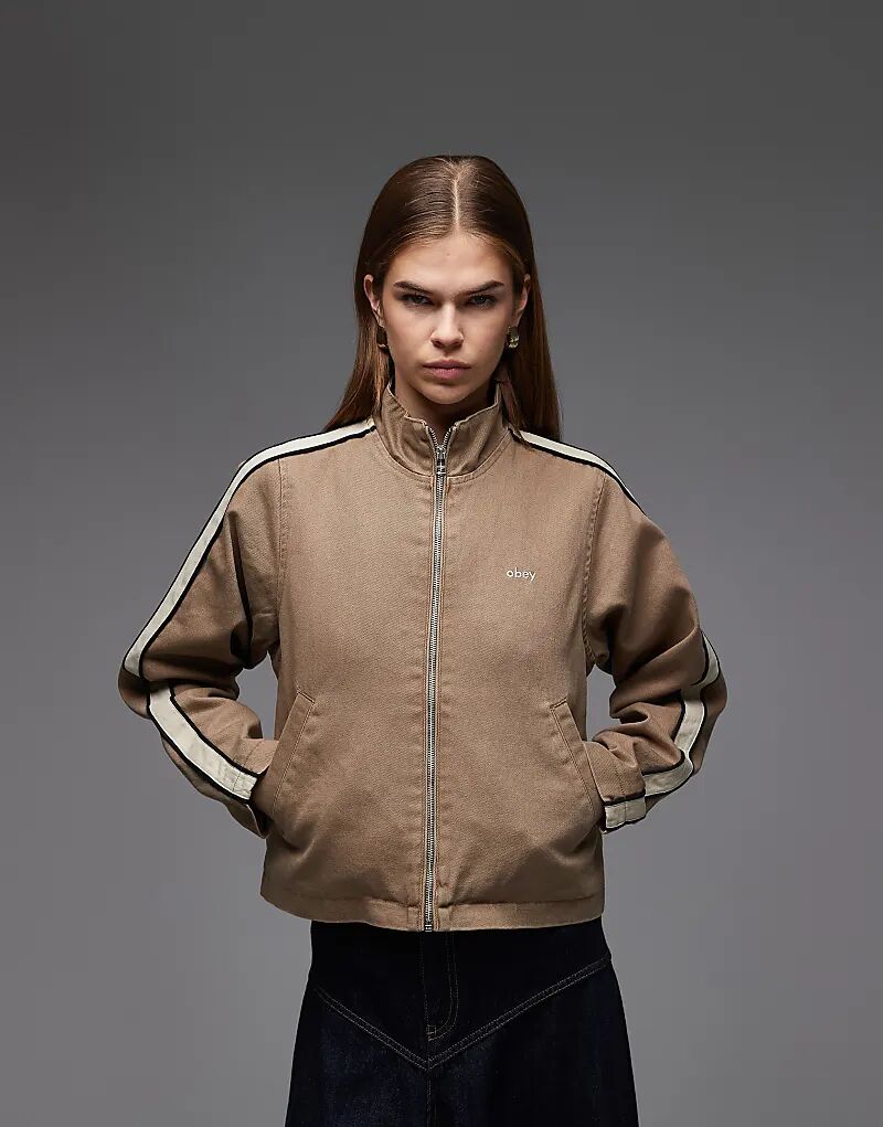 Джинсовая спортивная куртка Obey Astrid с полосками по бокам коричневого и бежевого цветов
Джинсовая спортивная куртка Obey Astrid с полосками по бокам коричневого и бежевого цветов