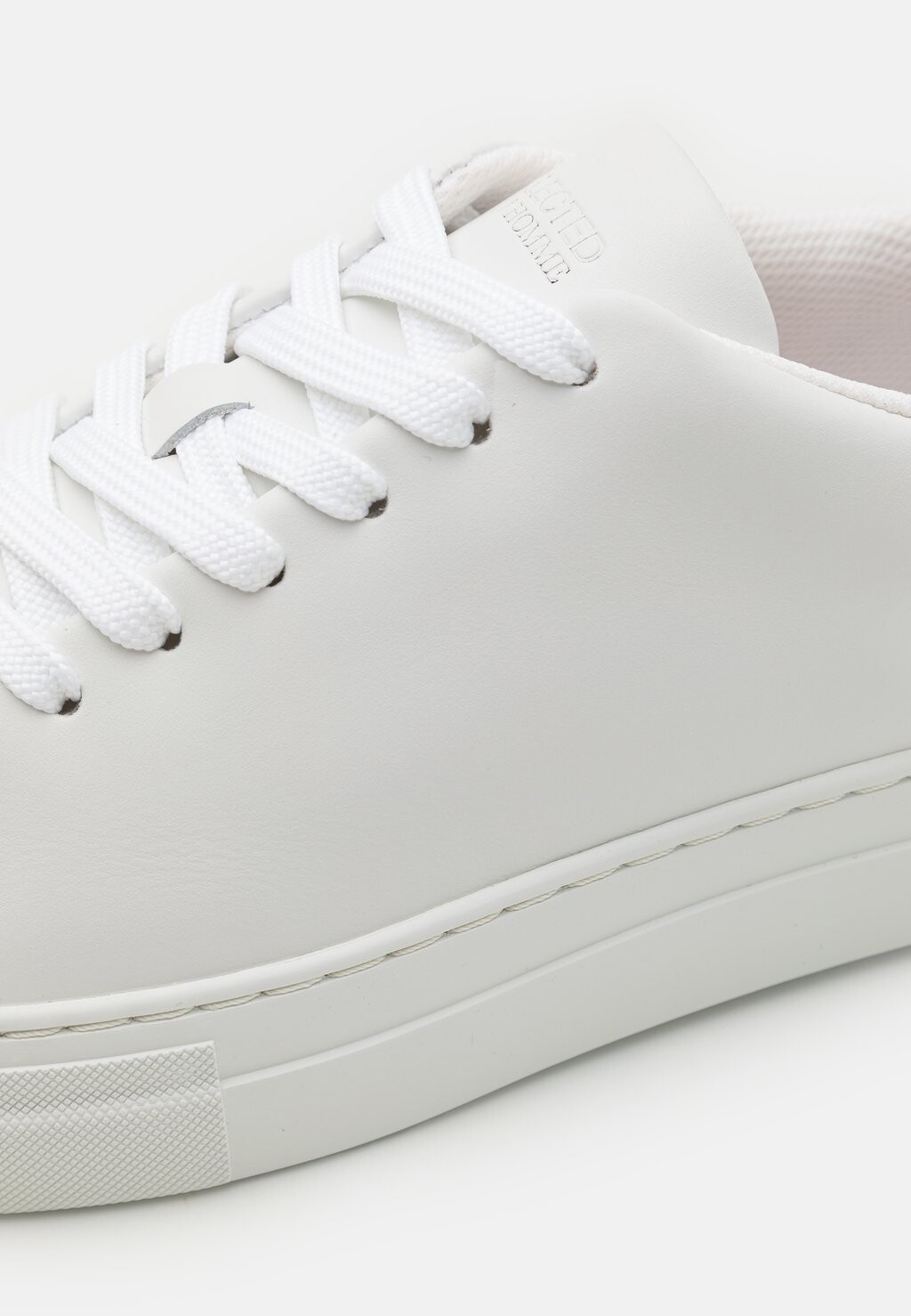 Кроссовки на шнуровке SLHDAVID CHUNKY Selected, белый
Кроссовки на шнуровке SLHDAVID CHUNKY Selected, белый