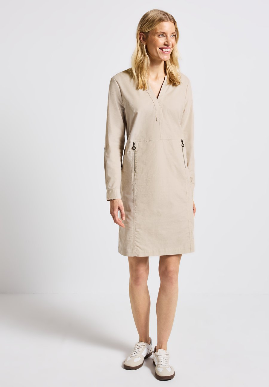 Платье Street One MIT SPLIT NECK, Beige
Платье Street One MIT SPLIT NECK, Beige